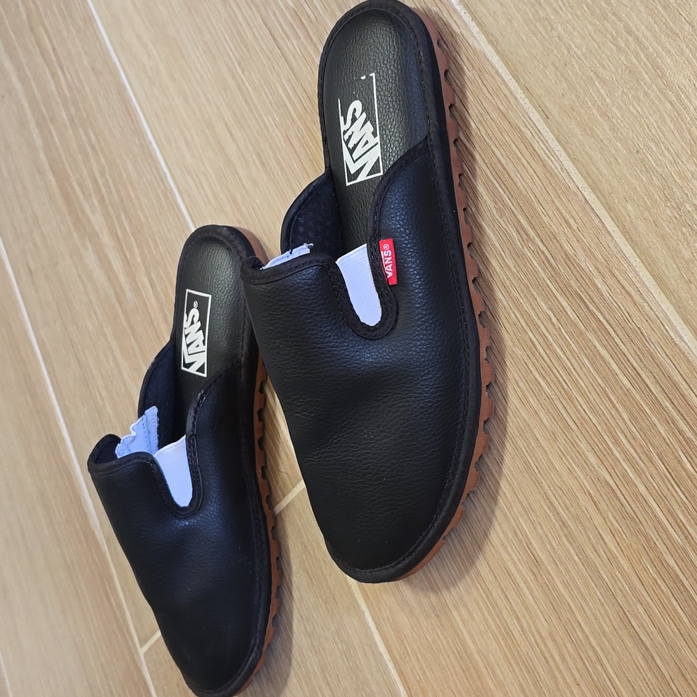 Vans Slip-On Loafers - Picture 4 of 9